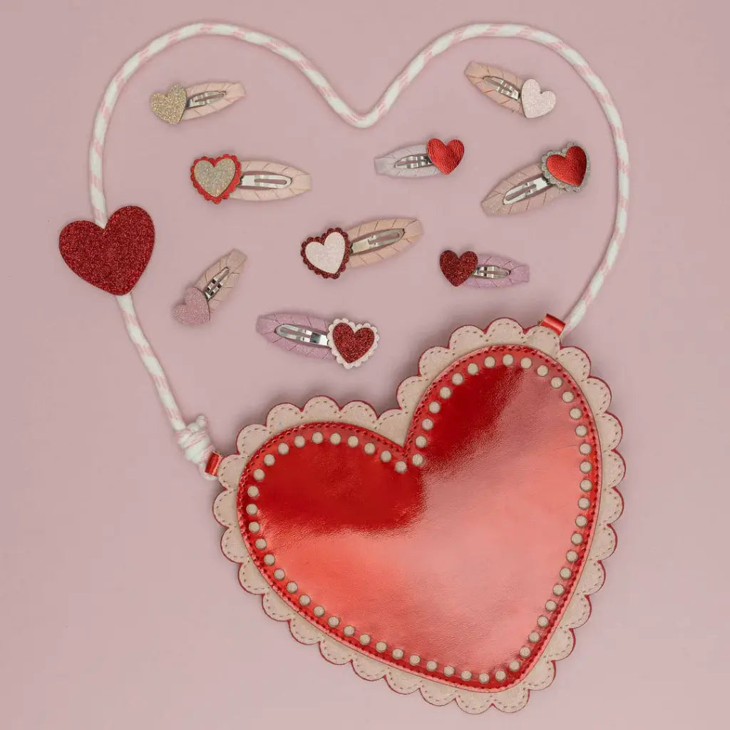 Scalloped Heart Bag